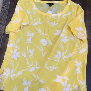 Banana Republic size large nwt Floral Yellow Sheer Women's Top
